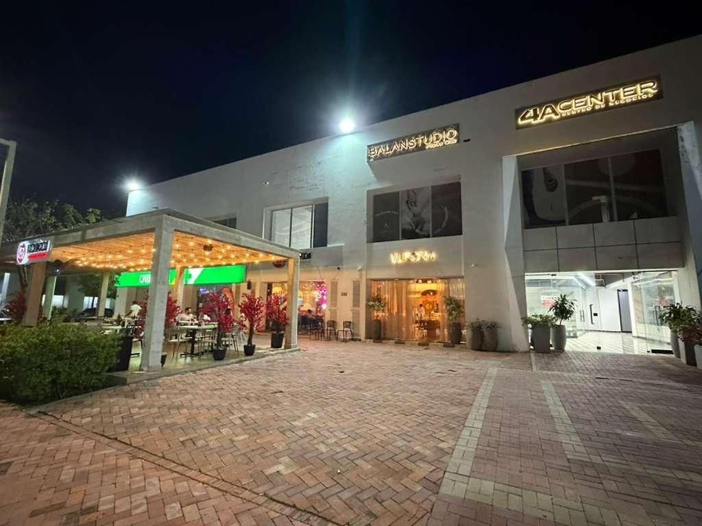 Oasis Frente A La Kristal Lagoon Cartagena