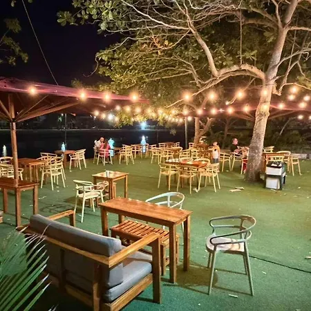 Oasis Frente A La Kristal Lagoon